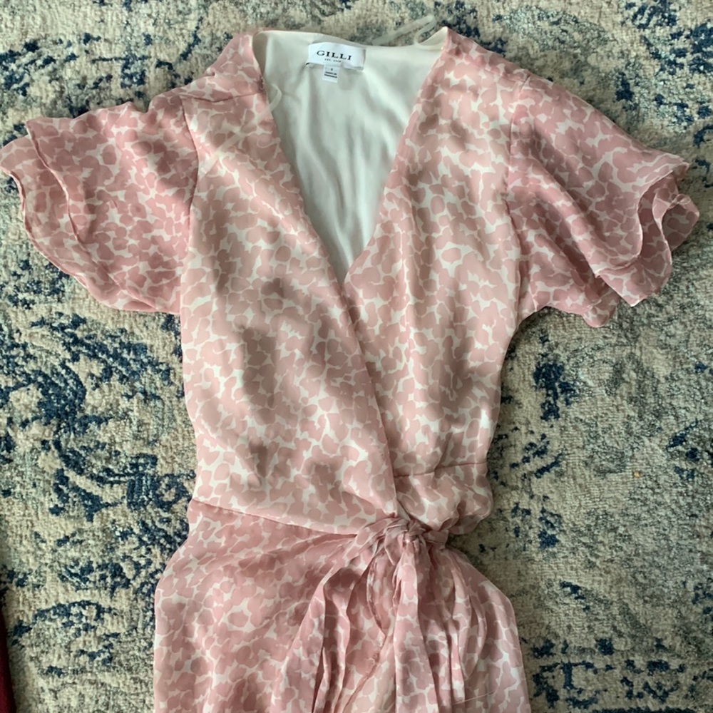 Pink and white flow dress
